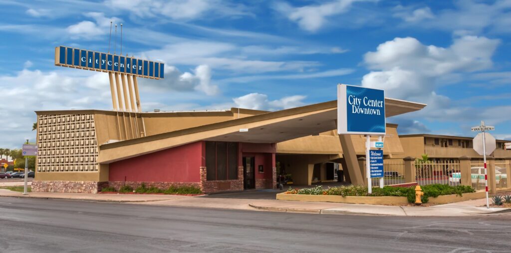 Stay in the Heart of Phoenix